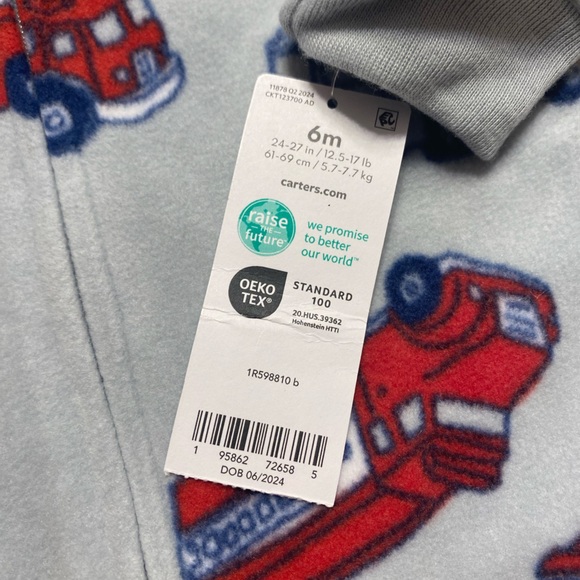 Carter's Gray and Red Fire Truck Sleeper with Feet NWT Size 6 months - Picture 4 of 6